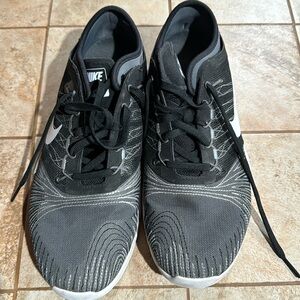 Black and Grey Nike Training Flex Adapt Women’s size 8.5